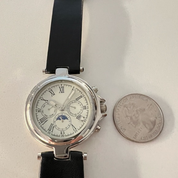 NWT 90s big Watch Silver-tone Bezel Genuine Leather Band - Picture 12 of 17